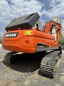 Excavadora Usada Original Coreana Doosan DX300 de 30 Toneladas, Buen Motor y Bomba Hidráulica, Pocas Horas de Trabajo, Inspección en Video Disponible, En Venta - Product Image 4