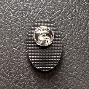 Regalos al Por Mayor para Fanáticos de los Deportes, Nuevos Broches de Metal Antiguos Troquelados del Equipo de Fútbol Americano de EE. UU., Artesanías de Metal de Fútbol con Esmalte Pulido - Product Image 6