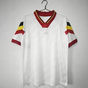 قمصان كرة قدم صيفية رجالية بتصميم برتغالي عتيق - 100% بوليستر مرن وقابل للتنفس سريع الجفاف بقص آلي باللون الأخضر - Product Image 3