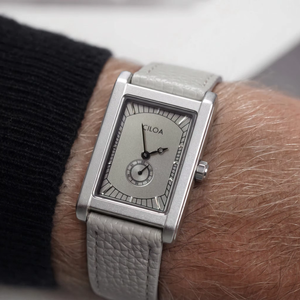 Montre à quartz CILOA pour homme, personnalisable, grise, carrée, simple, de haute qualité, tendance, en acier inoxydable, étanche, nouvelle tendance 2025 - Product Image 1