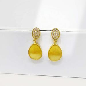 Pendientes redondos de plata de ley 925 hechos a mano, estilo occidental, chapados en oro antiguo de 14k y 18k, elegantes y únicos para mujer, modelo 2026. - Product Image 1