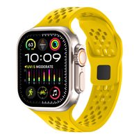 Bracelet de montre en silicone respirant avec découpes pour Apple Watch 38 40 46 41 42 44 45 49MM, anti-transpiration, bracelet de remplacement
