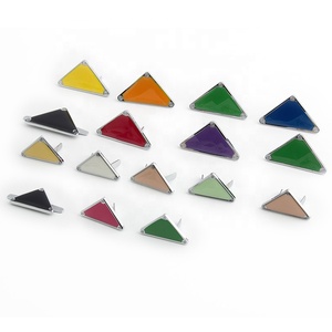 Phụ Kiện Túi Chất Lượng Cao Miếng Dán Biểu Tượng Thương Hiệu Kim Loại Khắc Hình Tam Giác Kim Loại Tùy Chỉnh Nhãn Biểu Tượng Kim Loại Tùy Chỉnh Cho Túi Xách - Product Image 2