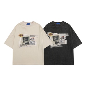 เสื้อยืดสตรีทแฟชั่นทรงใหญ่ ผ้าคอตตอน 100% ระบายอากาศได้ดี ไม่เป็นขุย ยูนิเซ็กส์ ลายพิมพ์สร้างสรรค์สไตล์เรโทร แขนสั้น คอปก สำหรับผู้ชาย - Product Image 1