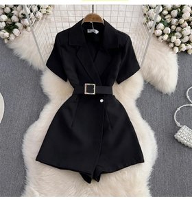 Combinaison noire pour femme - Combinaison courte formelle à manches courtes - Vêtements pour femme - Mode - Product Image 1