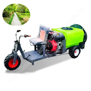 Macchina per spruzzare antiparassitario agricolo spruzzatore con motore raffreddato ad acqua e spruzzatore di potenza agricola Diesel raffreddato ad acqua