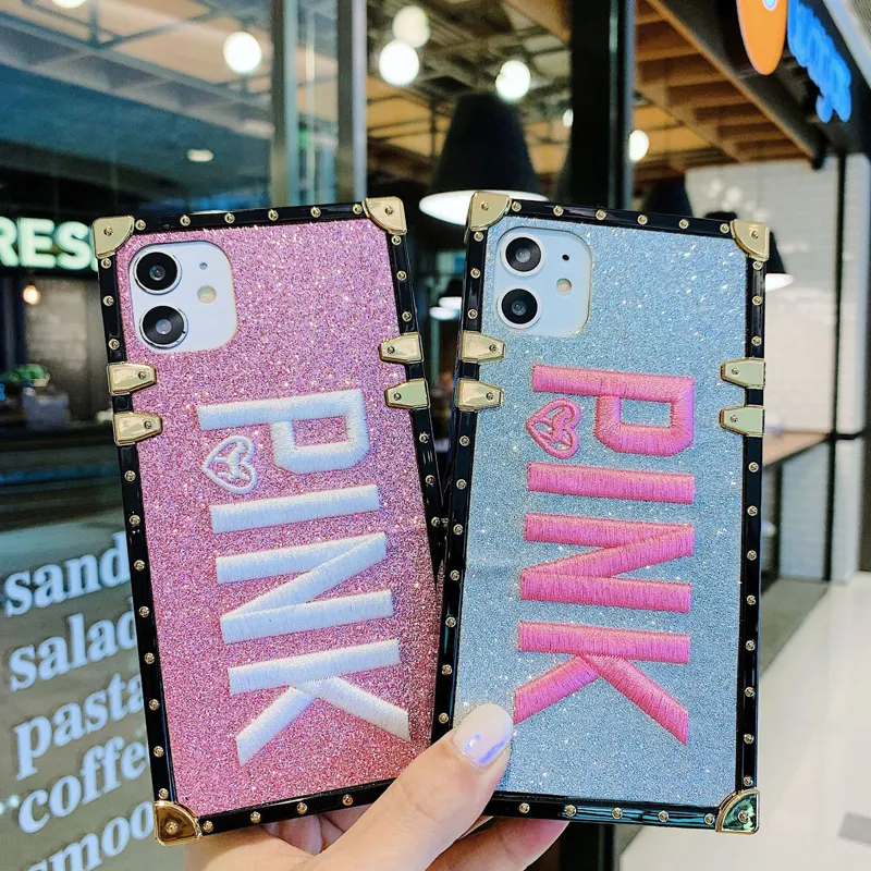 Capa de celular à prova de choque com desenhos de marca de luxo porta-malas rosa para o iPhone 15 pro max