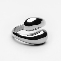 Vente en gros de bijoux personnalisés en acier inoxydable, étanches, anti-ternissement, hypoallergéniques, plaqué or PVD 18 ct, bague double torsion pour femme
