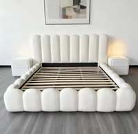 Lit capitonné de luxe moderne en tissu doux, design tufté, cadre de lit rembourré, taille King ou Queen
