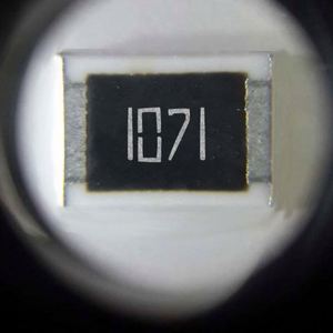 Manufacturer Direct RR4532 1812L1071FT 1812 4532 Resistors Chip Resistors SMD Resistors 1.07Kohm 1% 3/4W Thick Film Resistor - Product Image 1