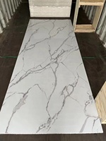 Panneau mural en PVC brillant effet marbre UV pour la décoration moderne des salles de bain et des entrepôts, matériau de construction intérieur écologique