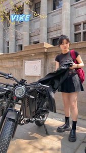 มอเตอร์ไซค์สามล้อไฟฟ้าแบบวิบาก แบตเตอรี่ลิเธียม 72V พร้อมมอเตอร์ทรงพลัง 3000W สำหรับขับขี่บนถนน - Product Image 3