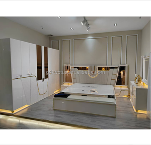 Conjunto de Móveis de Quarto Moderno e Elegante, Tamanho Super King, Luxuoso e Brilhante, Conjuntos de Quarto de Alto Padrão - Product Image 1