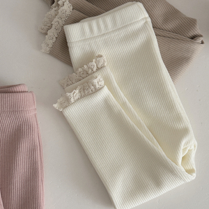 Großhandel anpassbare Leggings Frühling und Herbst Neue einfarbige Farbe mit Spitze und Spitzens aum lässig und einfach süß - Product Image 3