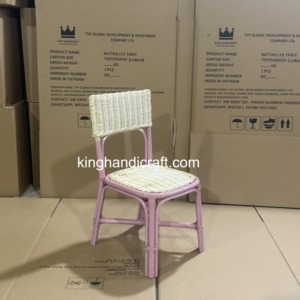 Chaises d'enfants en rotin faites à la main en gros, sièges en osier naturel pour enfants pour la location et la décoration d'événements de mariage - Product Image 1