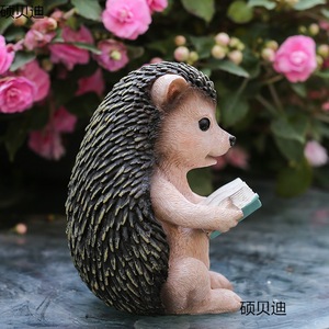 Figurine de lapin en résine, lisant un livre, décoration de jardin extérieur, ornement de patio, forme animale peinte, autoportante - Product Image 3