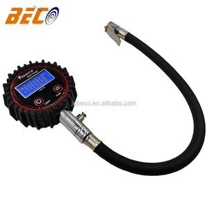 Manometro Digitale BECO CARINA con Valvola di Rilascio Aria e Pulsante di Sgancio Rapido in Gomma, Range 0-100 PSI per Auto e Bici - Product Image 5