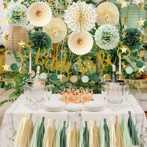 Décorations de fête prénuptiale vert sauge, bannière « Future mariée », pompons en papier vert sauge, guirlandes à franges, décorations pour fête de mariage - Product Image 5