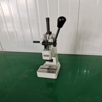 Machine de poinçonnage manuelle de précision à structure compacte de bureau avec mécanisme de réglage fin à roulement et pression réglable