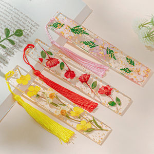 CYNYA Meilleure vente : marque-page en résine avec fleur <span class=keywords><strong>de</strong></span> <span class=keywords><strong>naissance</strong></span> <span class=keywords><strong>de</strong></span> 12 mois, œillets séchés naturels, fait main, cadeau sentimental pour les amoureux des livres - Product Image 1