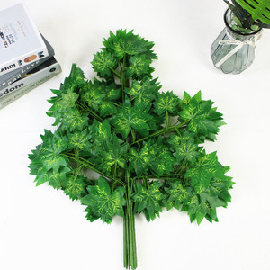 Simulation <span class=keywords><strong>de</strong></span> bouleau feuilles vertes artificielles plante pour <span class=keywords><strong>Noël</strong></span> Thanksgiving Pâques aménagement paysager feuille verte arbres d'ingénierie - Product Image 3