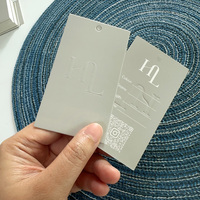Étiquettes personnalisées pour perruques, gaufrées, pour vêtements, avec logo sur mesure, pour extensions capillaires et lots de mèches, MOQ 100 pièces