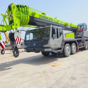 Camión Zoomlion Usado de Bajo Costo con Grúa de 50 Toneladas para Aplicaciones de Construcción - Product Image 1