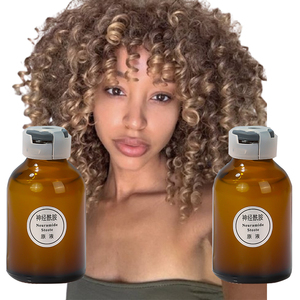 Etiqueta privada Neuramide Stoste Lightening Serum Targets Dark Sopts Producto hidratante para el cuidado de la piel Piel brillante Afroamericana - Product Image 3