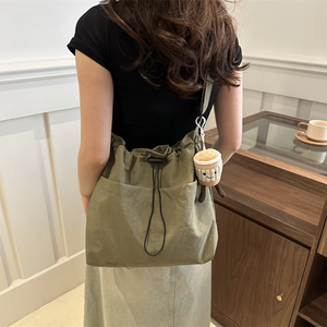 Nuova Borsa a Secchiello Personalizzata HK 2026, Borsa a Tracolla Casual Resistente in Nylon, Grande Capacità per <span class=keywords><strong>Donne</strong></span> - Product Image 6