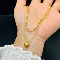 Collier en acier inoxydable à double couche, tendance pour femmes, pendentif en forme de petit haricot doré, collier tendance et polyvalent, cadeau
