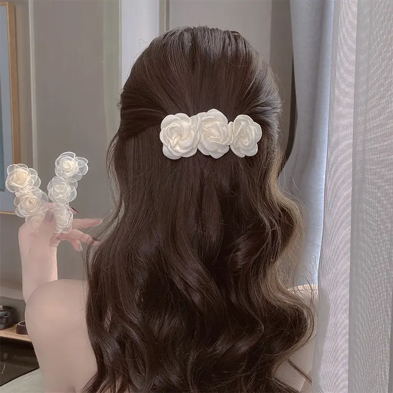 Korean Hair Clips Fashion Organza Hair Claw Naturally Beautiful White Elegant Camellia Flower Hair Accessories Women