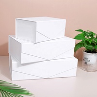 Boîtes d'emballage de cadeaux pliantes en carton gris de luxe Carton magnétique noir pour vêtements Chapeau Caps Expédition Durable et élégant