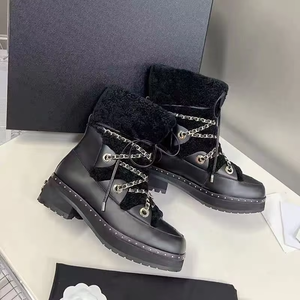 Chaussures de créateur en gros, mode hiver, bottes de neige chaudes pour femmes en peau de mouton avec strass, bottes de luxe de marque haut de gamme - Product Image 3