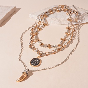 Européen Américain Métal Fleur Géométrique Collier Lumière De Luxe Rétro Vintage Bracelet Distinctif Style Hip Hop Chaînes Bijoux - Product Image 4