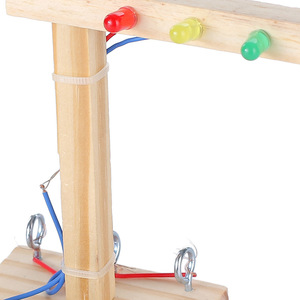 Feu de circulation pour enfants technologie assemblage de lumière électronique fait à la main bricolage <span class=keywords><strong>Kit</strong></span> de matériaux faits à la main - Product Image 2