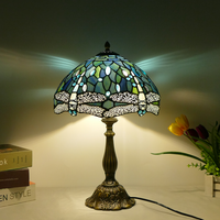 Lampe de bureau libellule bleu océan de 12 pouces de large, lampe de chevet en verre coloré pour chambre à coucher, lampe de lecture pour salon et bureau