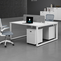 Bureau bureau personnel bureau simple moderne écran station casier partition employé bureau d'ordinateur