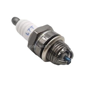 L7T Three-Pole Spark Plug for Two-Stroke Lawnmowers Hedge Trimmers <b>Brush</b> <b>Cutters</b> 52 Chainsaws Three-Prong Ignition; Qashqai - Product Image 1