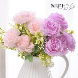 Bouquet de roses artificielles en soie, fleurs réalistes pour mariage et décoration intérieure, 6 têtes, rouge - Product Image 4