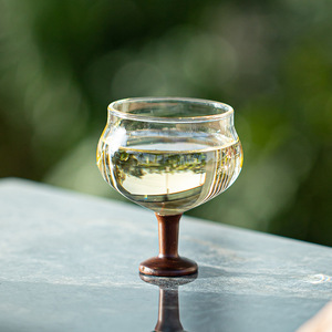 Tasse à thé en verre borosilicate résistant à la chaleur, faite à la main, avec pied, pour dégustation de thé, petit verre à vin, usage personnel - Product Image 2