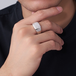 Anel de Sinete Masculino em Prata Esterlina 925 com Moissanite Cravejada em Múltiplas Fileiras e Formato Almofada, Estilo Iced-Out, para Uso Diário, Festas e Presente - Product Image 4