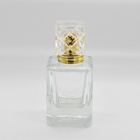 Flacon de parfum en verre carré de haute qualité de 25 ml avec bouchon en alliage de zinc et pulvérisateur à pompe