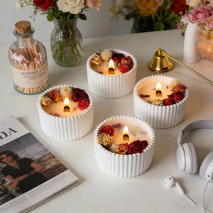 LANJO wholesale plaster dried flowers soy wax scented <b>candles</b> for home decoration and wedding party - Product Image 3