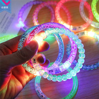 Pulsera LED T-Worthy de Plástico con Burbujas para Fiestas de Navidad, Portátil, Promocional, Venta Directa de Fábrica