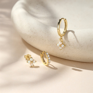 Juego de 3 Aretes de Plata de Ley 925 Chapados en Oro de 18K para Mujer, Diseño de Pétalo, Micro Pavé, Ópalo, Circonita Cúbica, Regalo de Joyería - Product Image 3