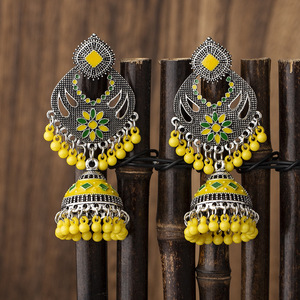 Vintage indien Jhumka bijoux gland cloches boucles d'oreilles femmes alliage perlé gland longues boucles d'oreilles (KER819) - Product Image 1