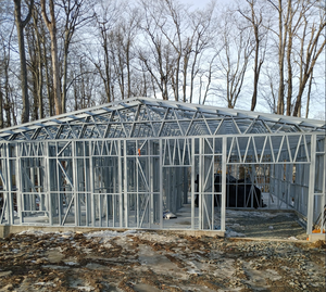 Custom Factory Light Steel Frame Metal Estructurado Columna <span class=keywords><strong>Vigas</strong></span> Kit <span class=keywords><strong>de</strong></span> construcción Garaje <span class=keywords><strong>Precio</strong></span> por tonelada - Product Image 5