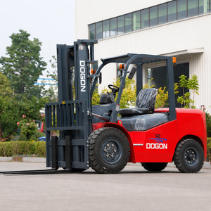 Nouveau chariot élévateur diesel <span class=keywords><strong>DOUGONG</strong></span> 4 tonnes, moteur Kubota, certifié EPA, mât à deux/trois étages, hauteur de levage de 3m à 6m pour la manutention d'équipements - Product Image 3