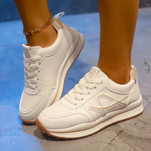 Venta Directa de Fábrica, Zapatillas <span class=keywords><strong>Deportivas</strong></span> Retro para <span class=keywords><strong>Mujer</strong></span> con Bloques de Color, Zapatos Casuales con Cordones a la Moda, Calzado Deportivo Transpirable de Malla - Product Image 2