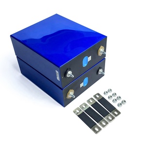 Cellule prismatique LiFePO4 304Ah 3.2V, neuve, non reconditionnée, pour applications solaires domestiques et hors réseau - Product Image 3